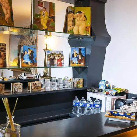 Penzion Les Canoubiers Luxe Et Serenite Au Coeur De Spacieuses Avec Jardin Enchanteur Saint Tropez