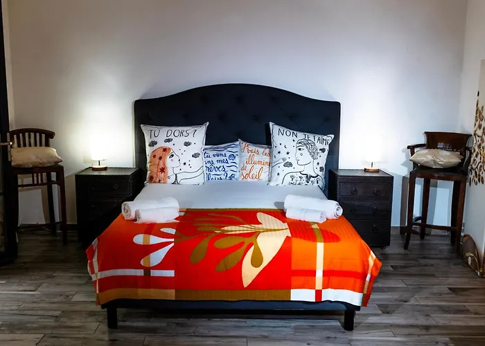 Les Canoubiers Luxe Et Serenite Au Coeur De Spacieuses Avec Jardin Enchanteur