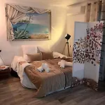 Penzion Les Canoubiers Luxe Et Serenite Au Coeur De Spacieuses Avec Jardin Enchanteur